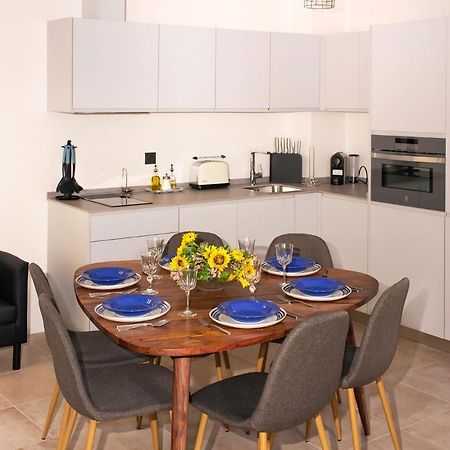 Apto. Maese Montanes. Centrico Con Piscina Privada Sevilla Exteriör bild