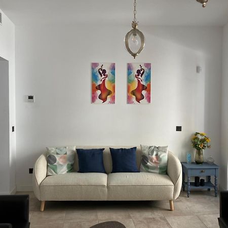 Apto. Maese Montanes. Centrico Con Piscina Privada Sevilla Exteriör bild