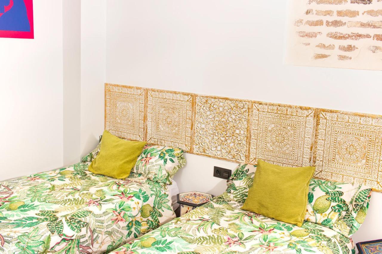 Apto. Maese Montanes. Centrico Con Piscina Privada Sevilla Exteriör bild