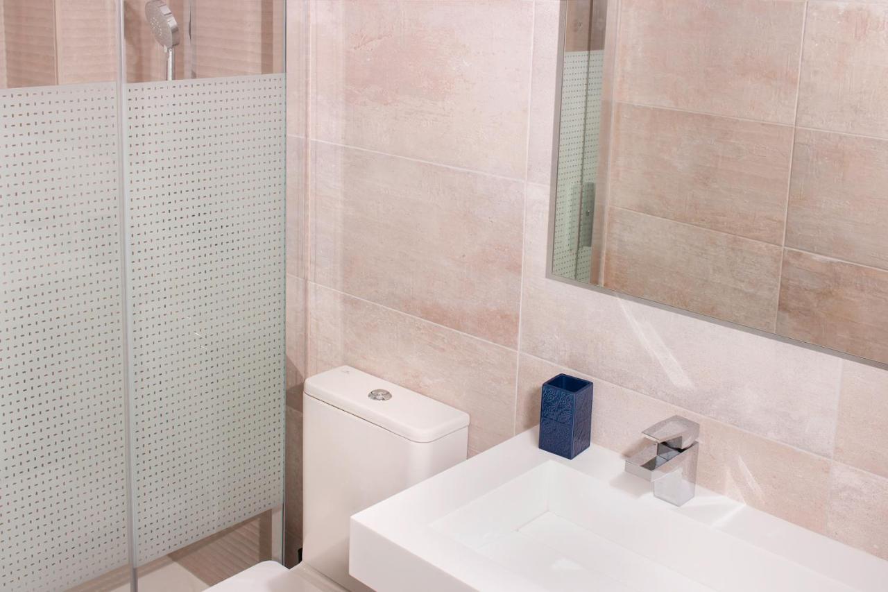 Apto. Maese Montanes. Centrico Con Piscina Privada Sevilla Exteriör bild
